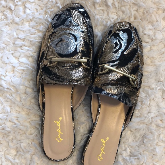 Lulus Metal Slides - Picture 2 of 4